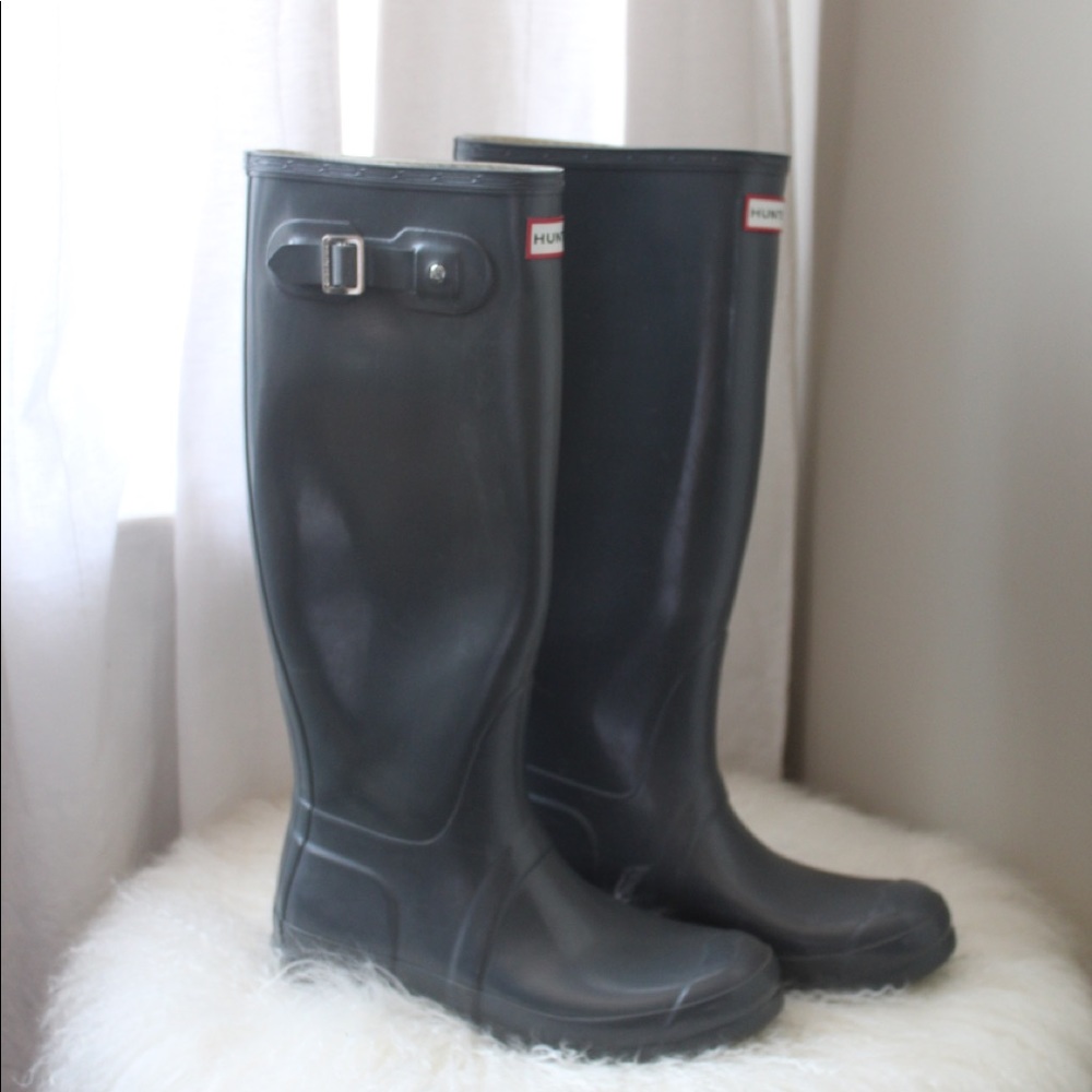 Hunter Original Tall Gloss Rain Boot, 8, Gull Grey